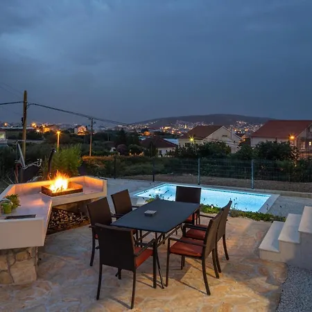 West Villa